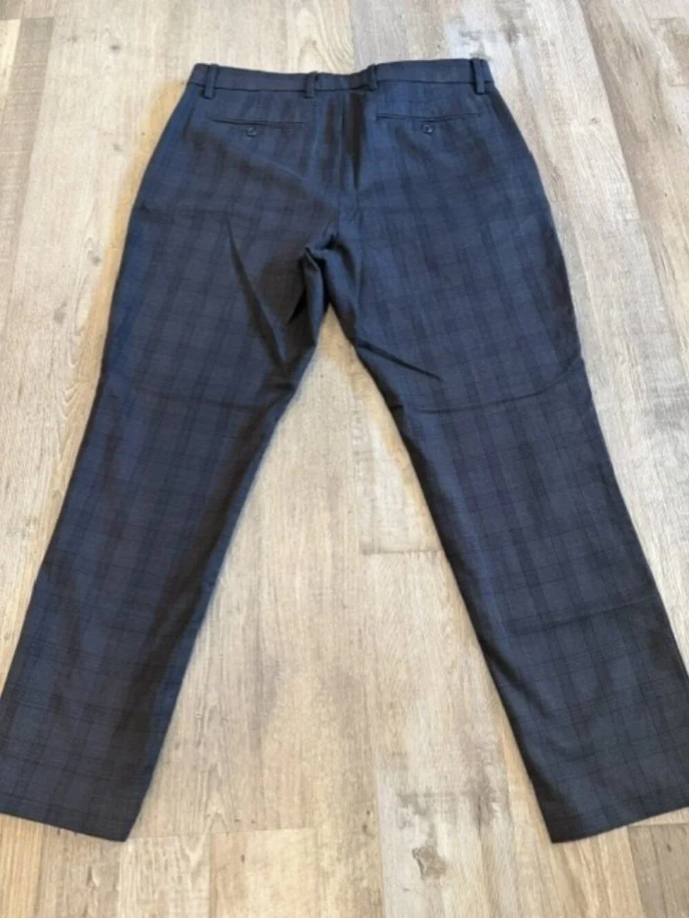 Share Banana Republic Men's Slim Tapered Grey Plaid Twill Dress Pants Stretch 33